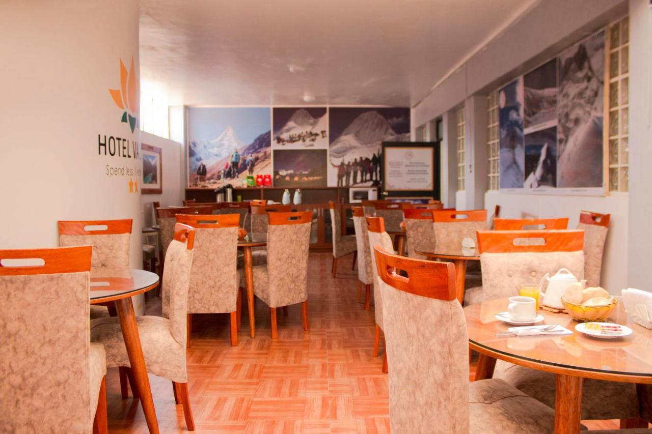 Hotel Valery 2 Estrellas Уарас Екстериор снимка