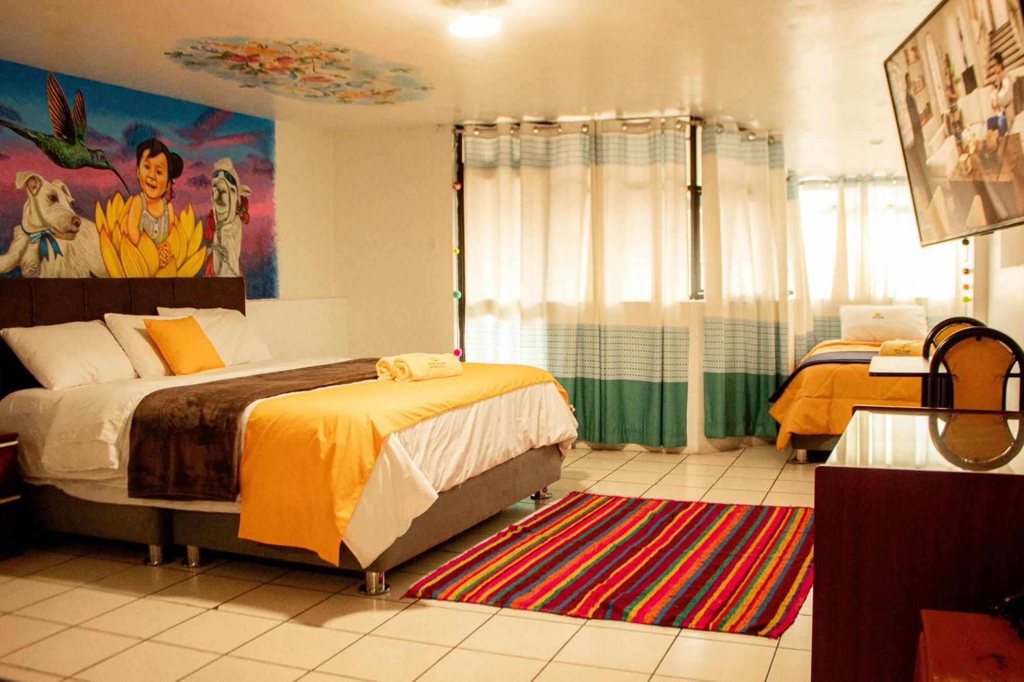 Hotel Valery 2 Estrellas Уарас Екстериор снимка